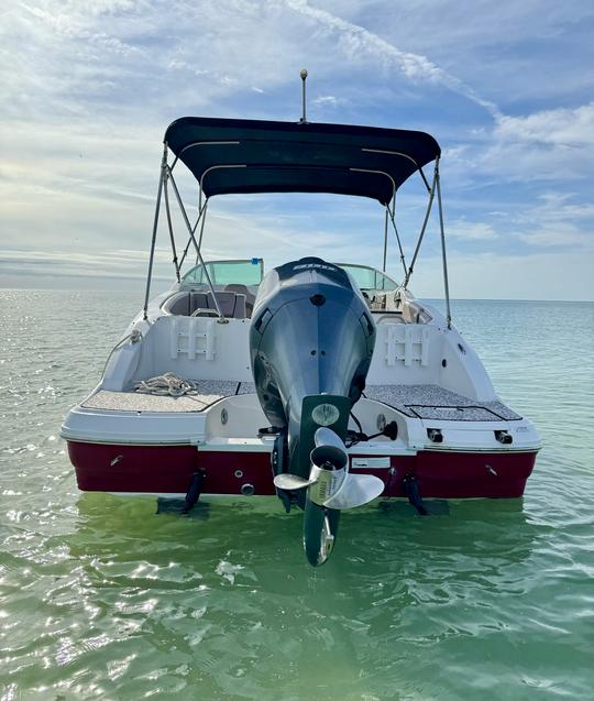 Make lasting memories on your Captained boating excursion : 28' Bowrider