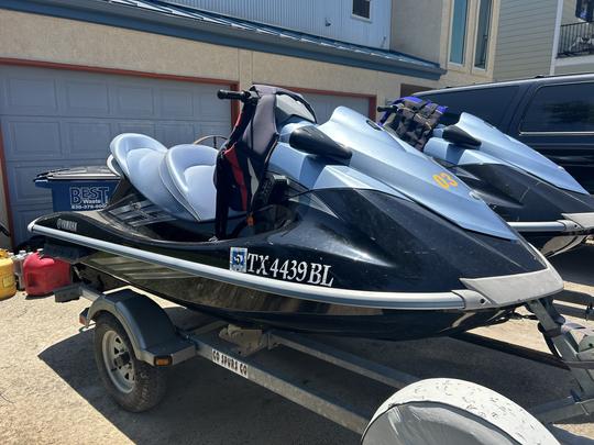 Jet Skis on Canyon Lake, Tx