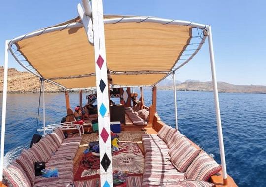 Crucero en dhow de medio día por Khasab Musandam