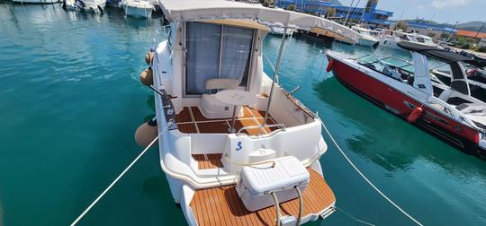 Beneteau Antares 7 - Rent a boat for your trip in Montenegro