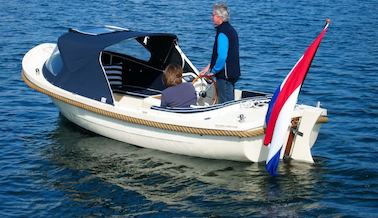 Ideal boat for 7 people in Kortgene Zeeland