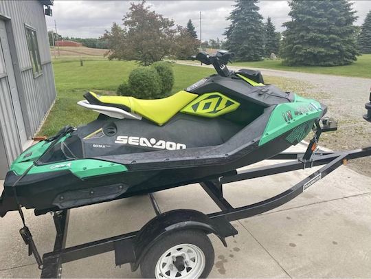 Sea Doo Spark Trixx 3 up Jetskis 90 HP em Angola