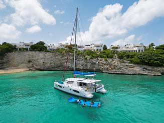 Cruzeiro de catamarã privado no belo Caribe