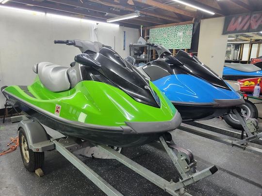 Jetskis Yamaha Waverunner VX Cruiser - Venez surfer sur les vagues !