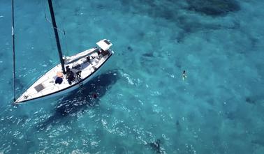 46ft Sailboat Charter in Okinawan beautiful ocean!!