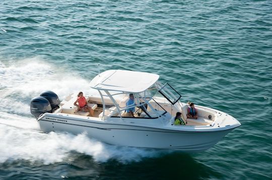 Capitão 27 Classic Grady White Dayboat com banheiro, carros alegóricos e viagem à praia