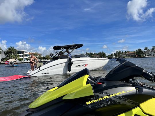 2022 Yamaha 252EX Islamorada, Flórida