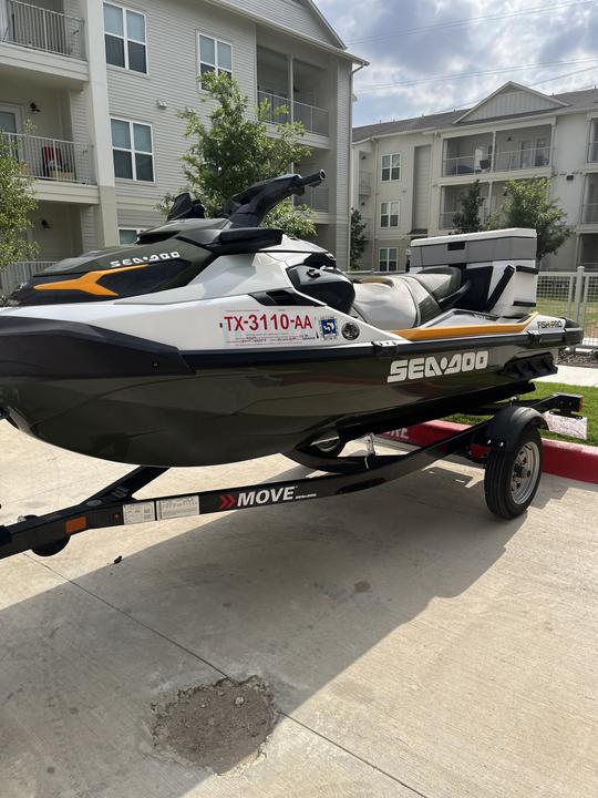 2019 SEADOO FISH PRO 155 SOUND SYSTEM // ice chest, 3 seater, bluetooth, step up