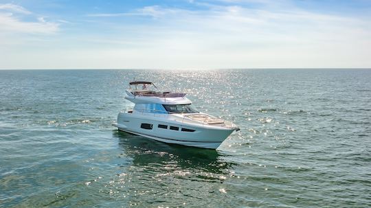 Marco Island Luxury Prestige 550 Flybridge Yacht With Flybridge 59ft