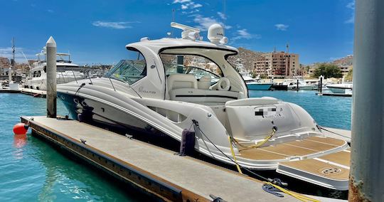 Sea Ray de luxe de 46 pieds à Cabo San Lucas, au Mexique !