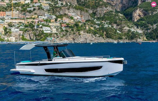 CAPRI - Luxury 14 T-Top Allure WalkAroud