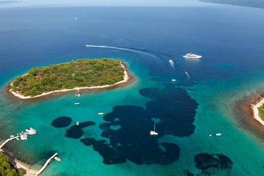 Blue Lagoon & Trogir Private Half-day Speedboat Tour from Split