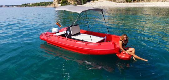 Boat rental without license in Altea | Whaly 500 Powerboat