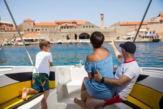 Alquiler de lancha motora Excursion 34 en Dubrovnik