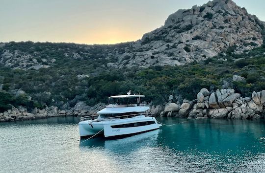 Fountaine Pajot MY44 Power Catamaran Rental in Saint-Tropez 