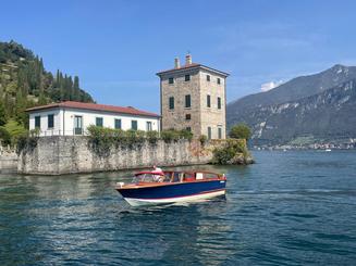 Lake Como Tour on a Classic Wood Boat