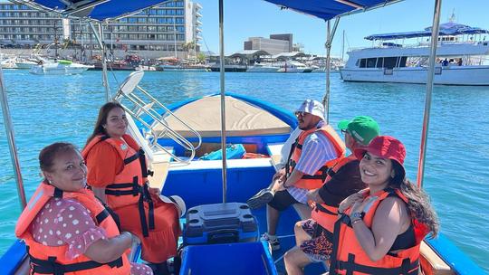 Panga confortável de 25 pés, perfeita para passeios turísticos em Cabo San Lucas