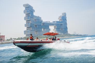 Recorrido de 90 minutos en lancha rápida para compartir «The Adrenaline Fun» por Atlantis y Burj AL Arab