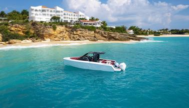 SCHAEFER V33 Luxury speedboat 34ft charter from and to Saint Barthélemy 