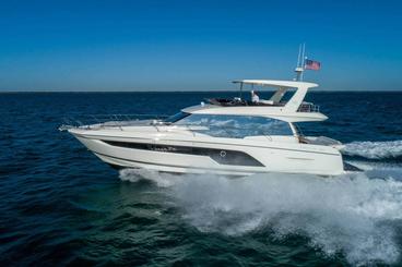 Alquiler de megayates Prestige 590 Jeanneau Power en Saint-Tropez