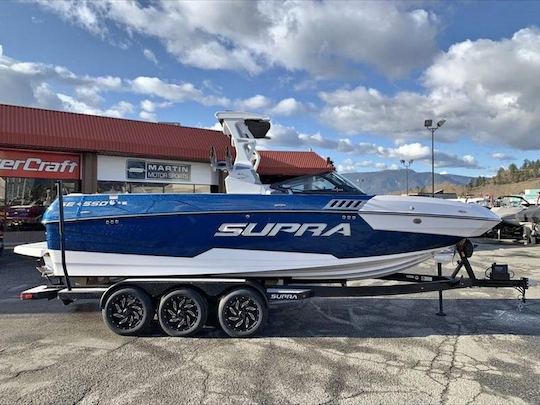 Supra Wakeboard Boat for Rent in Kelowna, British Columbia