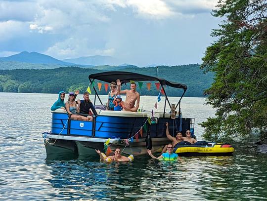 Pronto para cruzar o Lago Keowee, Hartwell ou Jocasse com metrô e combustível gratuitos?