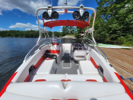 Seadoo challenger Sport Powerboat for Charter in Toronto