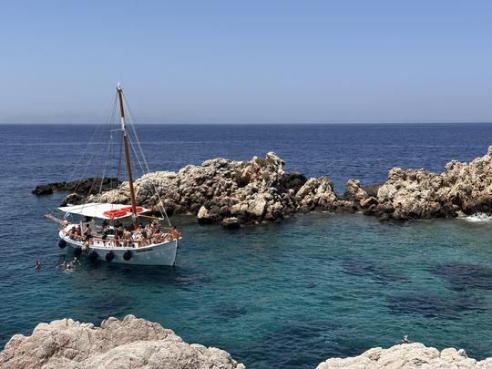 Excursion quotidienne en bateau avec tuba à Antiparos et Despotico