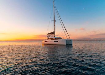 Catamaran Lagoon de luxe tout compris de 40 pieds. Visitez El Cielo Cozumel