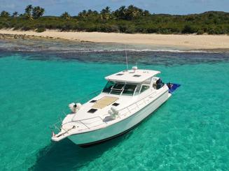 Nova Tiara 47 para uma viagem luxuosa a Palominos, Icacos e Isla de Ramos