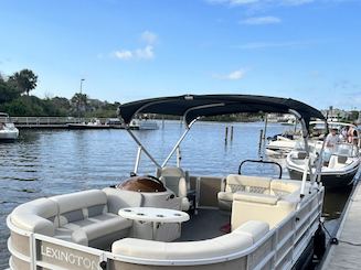 Pontoon Boat, Party/Lounge Palm Coast or St Augustine 12 Passenger Free Fuel 