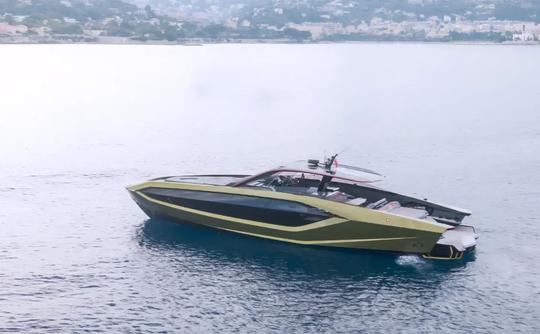 63 foot sports yacht that combines Lamborghini's automotive design with luxury!