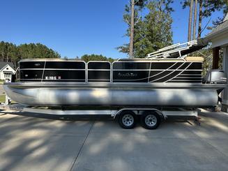 2017 South Bay Pontoon Boat for 12 passengers at Dukes Creek Marina