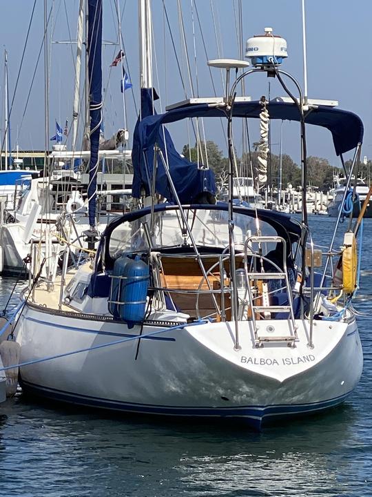 1980 Catalina 38ft Sparkman & Stephens Sailboat in Long Beach