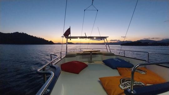 Daily Cruise on 26ft Custom Boat in Fethiye 