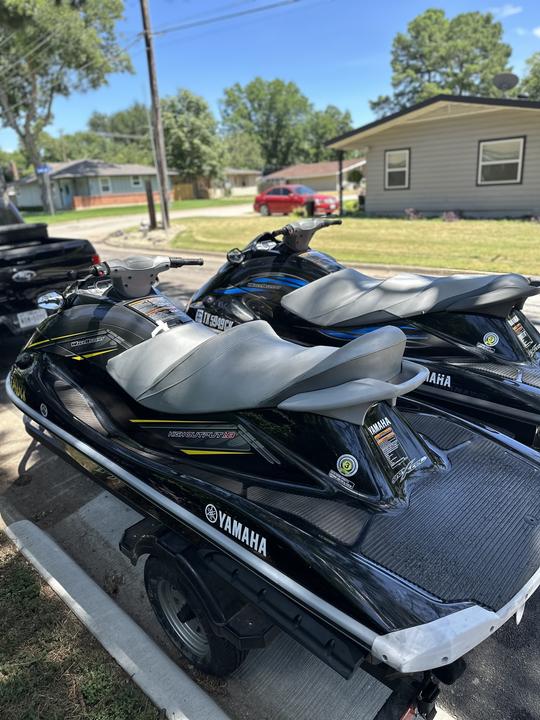 2 Jet Ski Lake Arlington, Joe Pool Lake, Mountain Creek Lake, Grapevine Lake