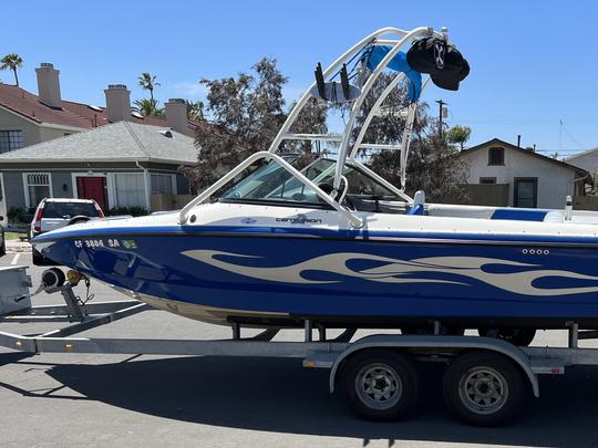 Rev Up Your Wakesurf Skills with 22ft Centurion Lessons in Sunny San Diego!