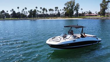 2021 Bayliner VR6 with swim deck! Wakeboards, tubes, and more!