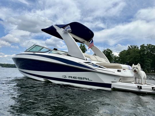 Enjoy Lake Norman w/ this Luxury Boat (Driver Included👨‍✈️) 