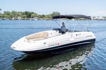 Sea Pro 24 Citation Deck Boat in Tarpon Springs, Florida