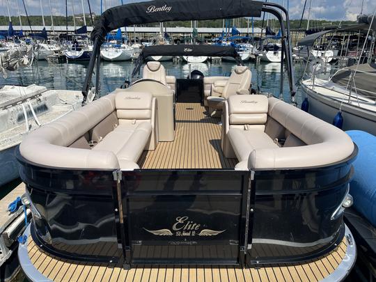 BENTLEY PARTY PONTOON BOAT 25 ft+Captain [Party, Swim, Fish ] Lake Travis