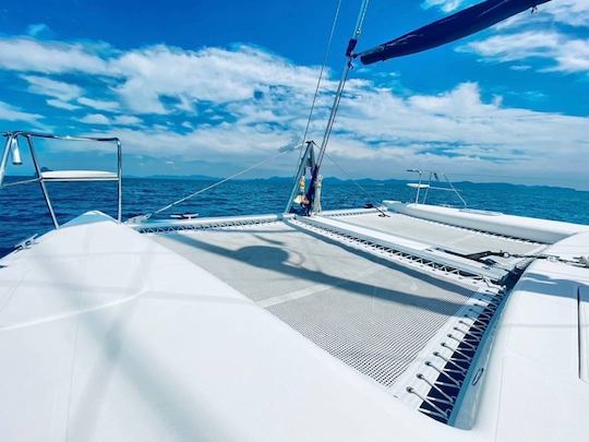  Catamarán privado 'Admiral 40' para una inolvidable aventura junto al mar