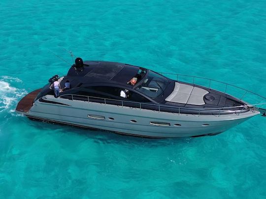 60 ft Pershing Exodus Yacht in Cancún, Quintana Roo