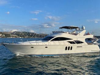 İSTANBUL BOSPHOURS YACHT TOUR