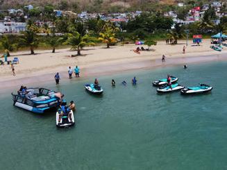 Profitez des sports nautiques | Location de jet-ski et kayak à Rincón, Porto Rico