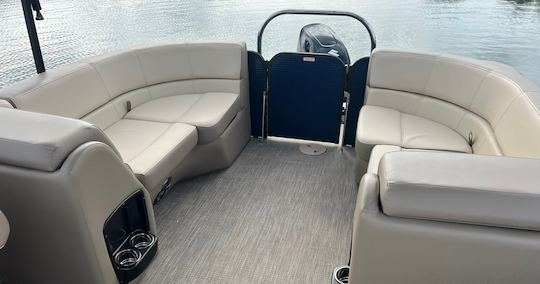 Luxury Tritoon on Lake Austin w/ Austin's Top Rated Boat Rental Company