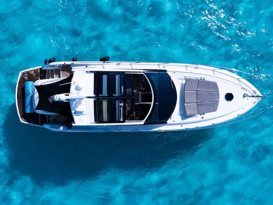 Iate Sunseeker de 55 pés em Cancún para alugar em Cancún, Quintana Roo