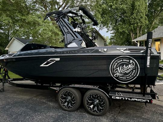 Surfing, Cruising, fun! 2023 Centurion RI230 on MN Lakes