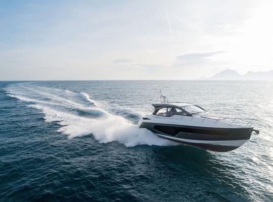 AZIMUT ATLANTIS 51, Podstrana, Croácia