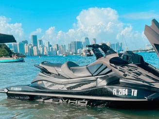 Tour y alquiler de motos acuáticas en Miami Beach 